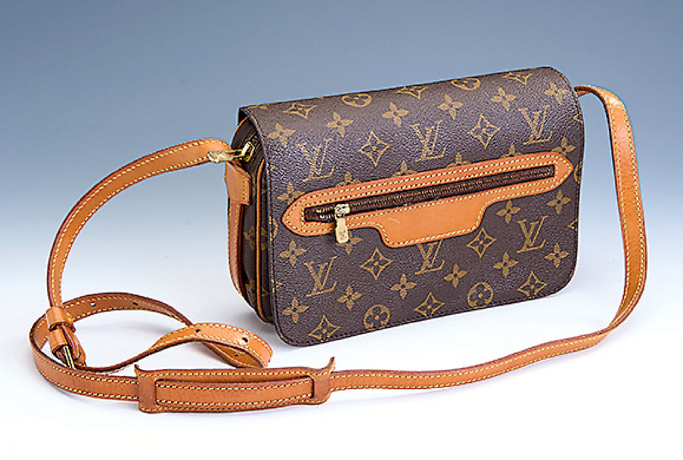 Louis Vuitton Vintage shoulder bag in monogrammed canvas and camel leather